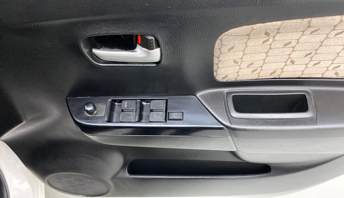 2018 Maruti Wagon R 1.0 VXI OPT, Petrol, Manual, 84,104 km, Driver Side Door Panels Control