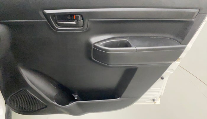 2019 Maruti S PRESSO VXI+, Petrol, Manual, 22,260 km, Driver Side Door Panels Control