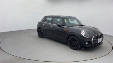 2019 MINI COOPER
