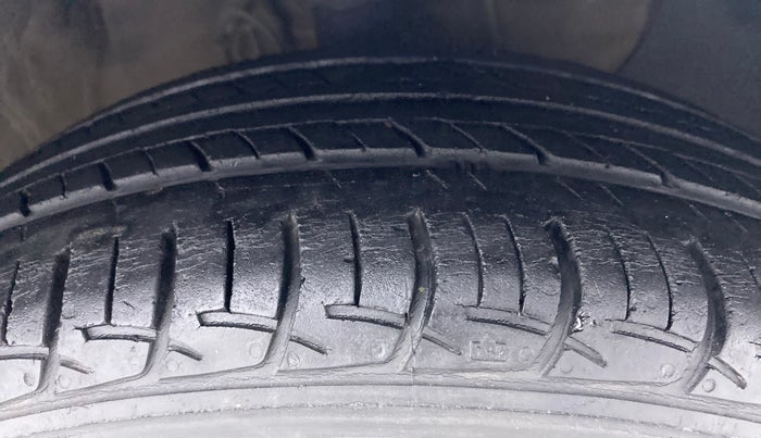 2019 Hyundai Elite i20 SPORTZ PLUS 1.4 CRDI, Diesel, Manual, 39,131 km, Right Front Tyre Tread