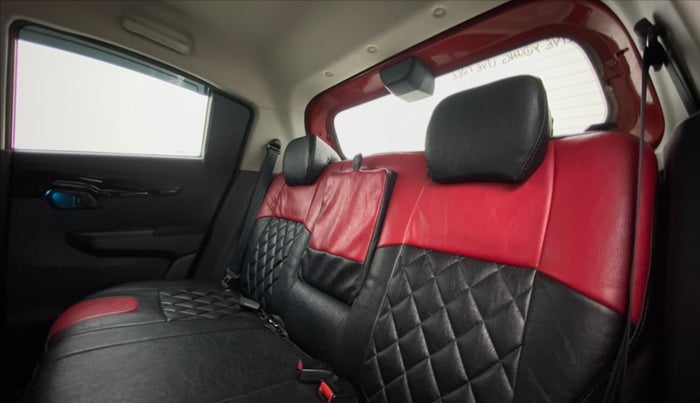 2017 Mahindra KUV 100 NXT K8 6 STR, Petrol, Manual, 27,537 km, Right Side Rear Door Cabin