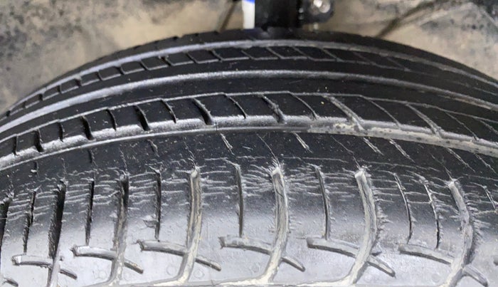 2016 Maruti Baleno DELTA 1.2 K12, Petrol, Manual, 41,677 km, Right Front Tyre Tread