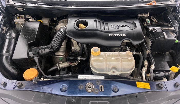 2019 Tata Hexa Varicor 400 XT, Diesel, Manual, 34,766 km, Open Bonet