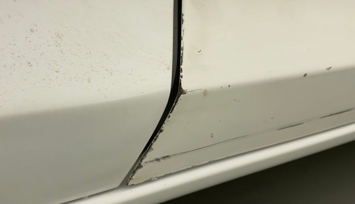 2015 Honda Amaze 1.2L I-VTEC S, Petrol, Manual, 24,184 km, Driver-side door - Slightly rusted