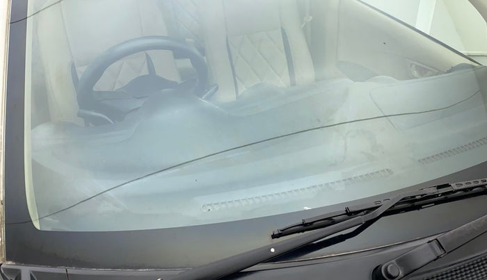 2015 Honda Amaze 1.2L I-VTEC S, Petrol, Manual, 24,184 km, Front windshield - Minor spot on windshield