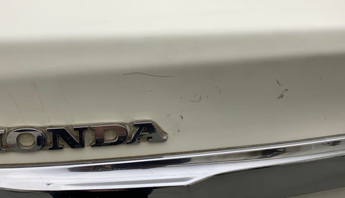 2015 Honda Amaze 1.2L I-VTEC S, Petrol, Manual, 24,184 km, Dicky (Boot door) - Minor scratches