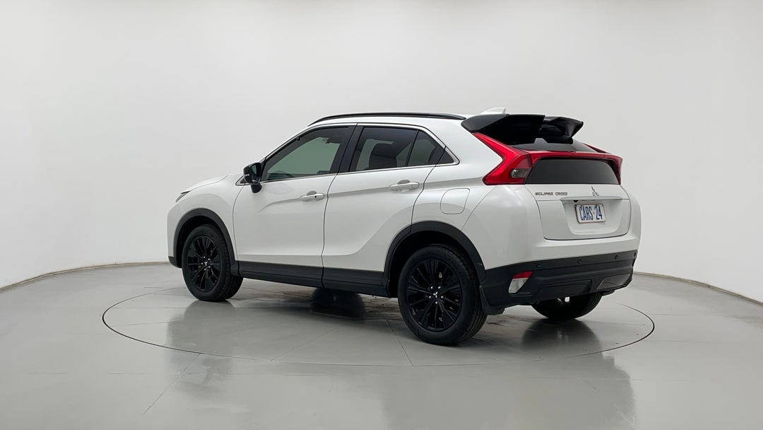 Left Back Diagonal (45- Degree) View