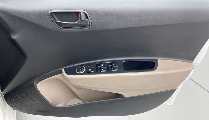 2017 Hyundai Grand i10 MAGNA 1.2 KAPPA VTVT, Petrol, Manual, 35,775 km, Driver Side Door Panels Control