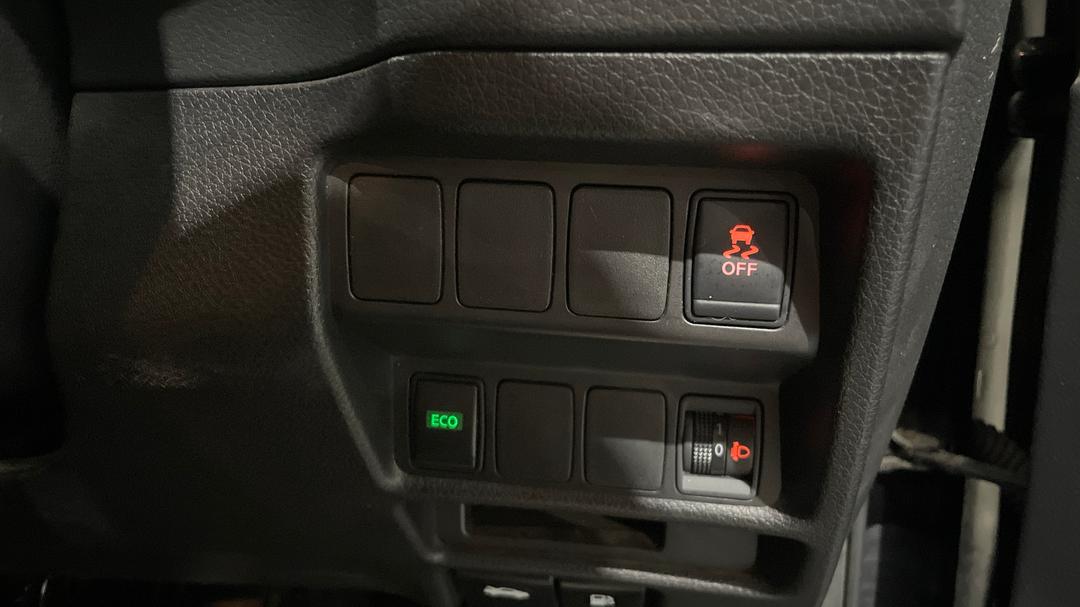 2018 Nissan X-trail St (2WD), Automatic, 72741 km, Utility Switches/Buttons