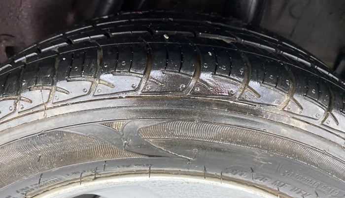 2014 Honda City V MT PETROL, Petrol, Manual, 51,754 km, Left Rear Tyre Tread