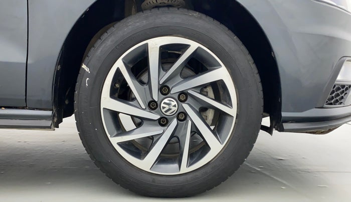 2020 Volkswagen Polo COMFORTLINE PLUS 1.0, Petrol, Manual, 37,911 km, Right Front Wheel