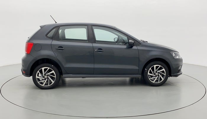 2020 Volkswagen Polo COMFORTLINE PLUS 1.0, Petrol, Manual, 37,911 km, Right Side View