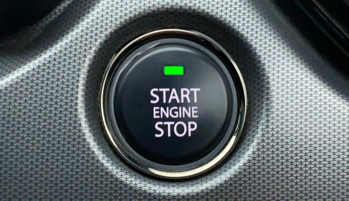 2022 Tata Safari XZA PLUS DARK EDITION, Diesel, Automatic, 10,761 km, Keyless Start/ Stop Button