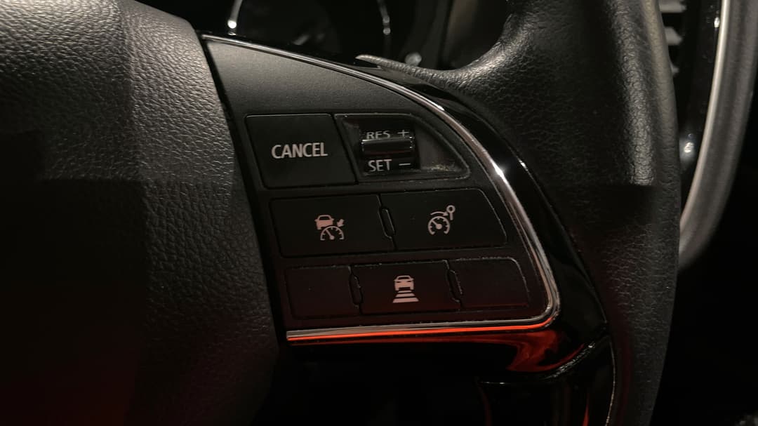 2020 Mitsubishi Outlander Es 7 Seat (2WD), Automatic, 100406 km, Cruise Control