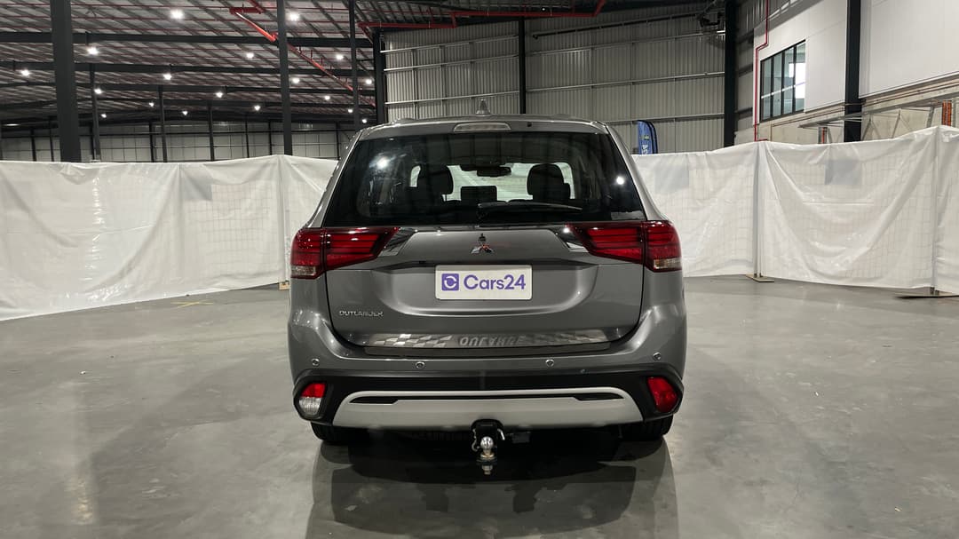 2020 Mitsubishi Outlander Es 7 Seat (2WD), Automatic, 100406 km, Back/Rear View