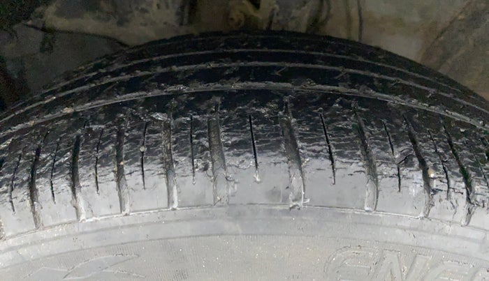 2015 Honda City V MT PETROL, Petrol, Manual, 59,054 km, Left Front Tyre Tread