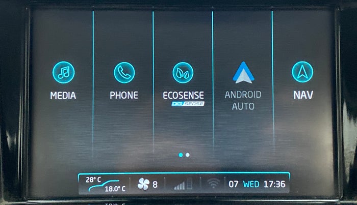 2019 Mahindra XUV500 W7, Diesel, Manual, 70,236 km, Apple CarPlay and Android Auto
