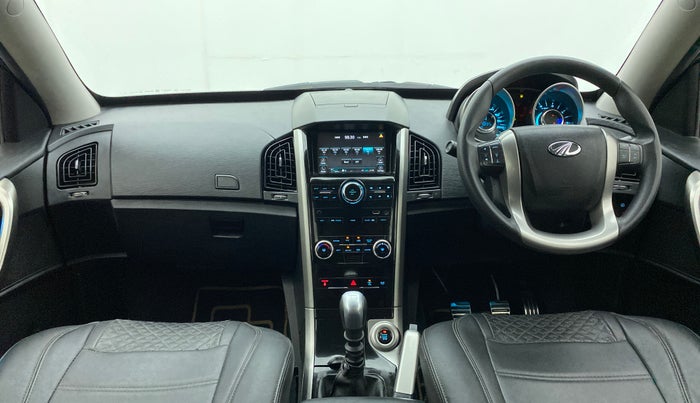 2019 Mahindra XUV500 W7, Diesel, Manual, 70,236 km, Dashboard