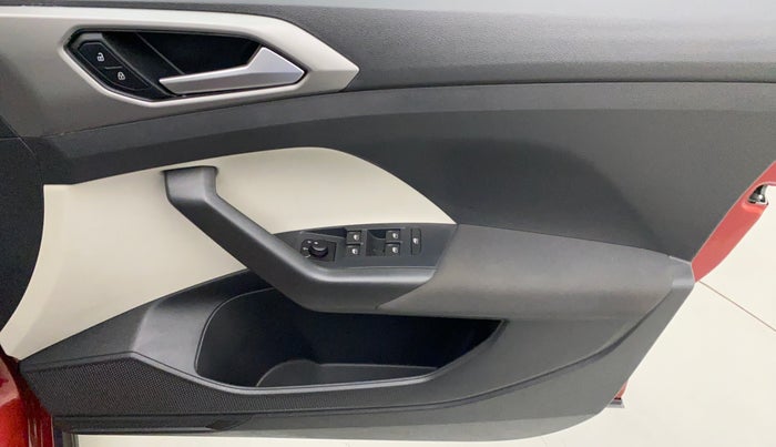 2022 Volkswagen TAIGUN HIGHLINE 1.0 TSI AT, Petrol, Automatic, 3,359 km, Driver Side Door Panels Control