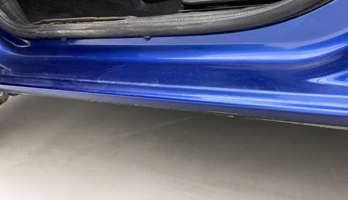 2019 Renault Kwid CLIMBER 1.0, Petrol, Manual, 40,349 km, Left running board - Minor scratches