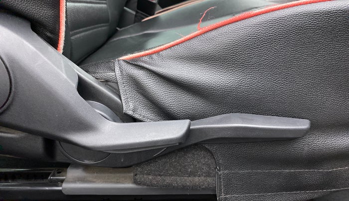2019 Toyota Glanza V, Petrol, Manual, 52,277 km, Driver Side Adjustment Panel