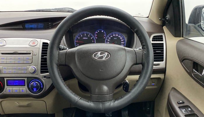 2011 Hyundai i20 MAGNA O 1.2, Petrol, Manual, 65,658 km, Steering Wheel Close Up