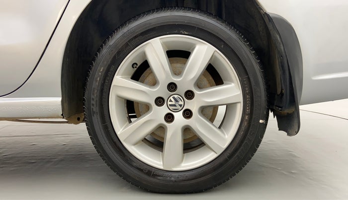 2010 Volkswagen Vento HIGHLINE PETROL, Petrol, Manual, 1,12,747 km, Left Rear Wheel
