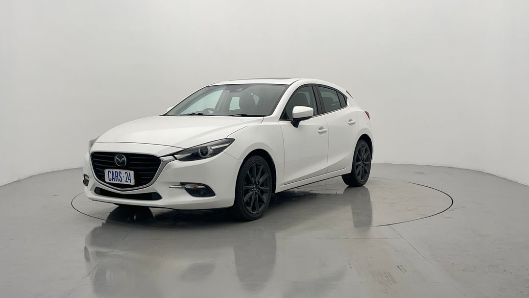 Left Front Diagonal (45- Degree) View