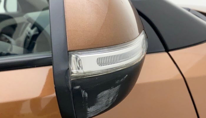 2017 Hyundai Creta E PLUS 1.6 PETROL, Petrol, Manual, 96,135 km, Right rear-view mirror - Indicator light has minor damage