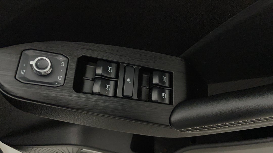 Drivers Side Door Panel Controls