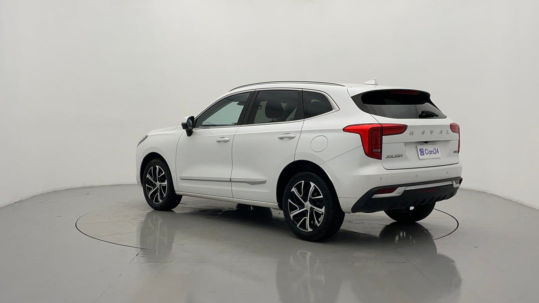 Left Back Diagonal (45- Degree) View