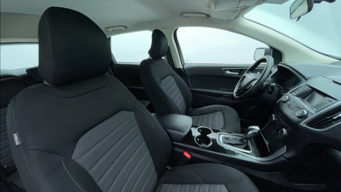 FORD EDGE-Right Side Front Door Cabin View