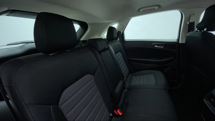 FORD EDGE-Right Side Door Cabin View