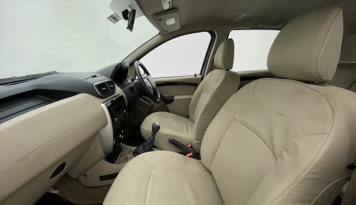2014 Nissan Terrano XV 110 DIESEL, Diesel, Manual, 43,866 km, Right Side Front Door Cabin