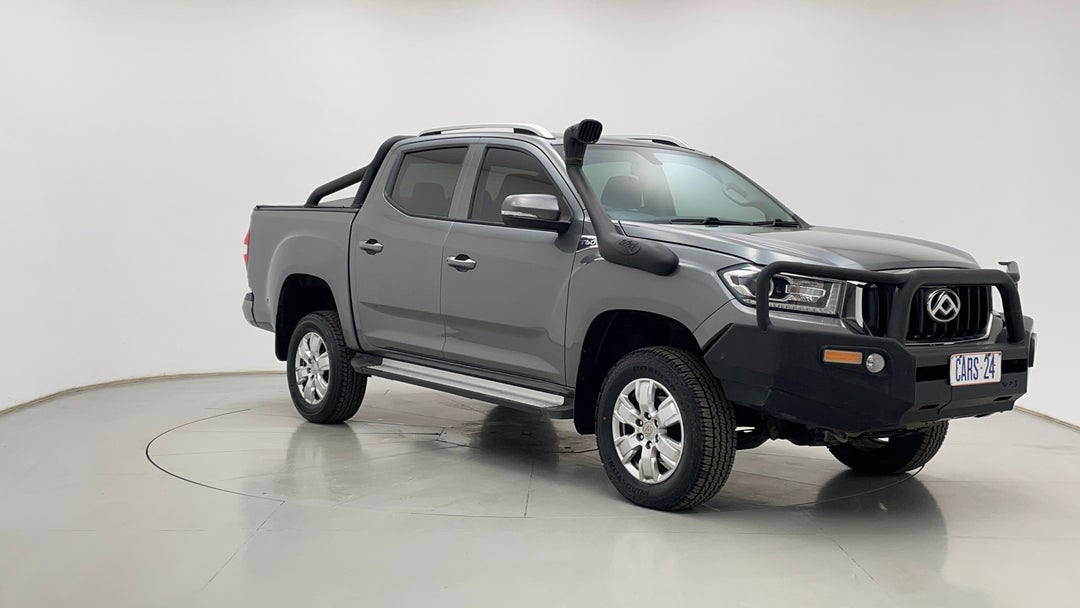 Right Front Diagonal (45- Degree) View