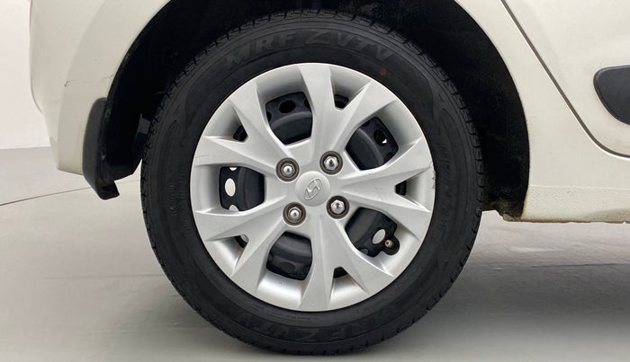 2016 Hyundai Grand i10 SPORTZ 1.2 KAPPA VTVT, Petrol, Manual, 25,064 km, Right Rear Wheel
