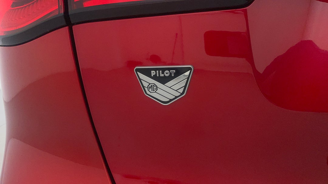 2022 MG HS +ev Phev Excite, Automatic, 6849 km, Badge (Boot Left Side)