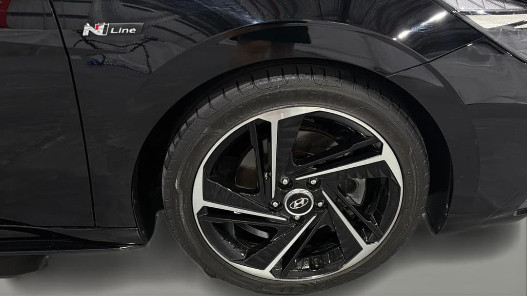 2021 Hyundai i30 N Line Premium, Automatic, 63825 km, Right Front Wheel