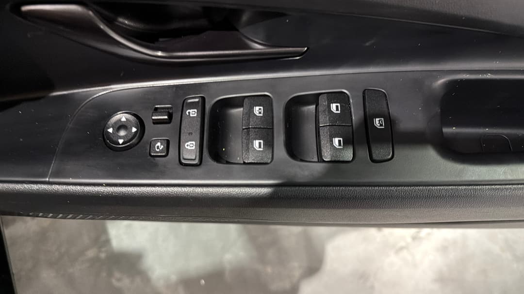2021 Hyundai i30 N Line Premium, Automatic, 63825 km, Drivers Side Door Panel Controls