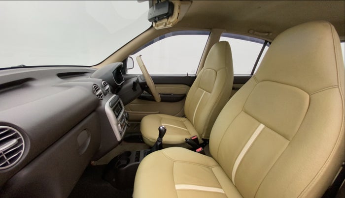 2011 Hyundai Santro Xing GLS, Petrol, Manual, 58,827 km, Right Side Front Door Cabin