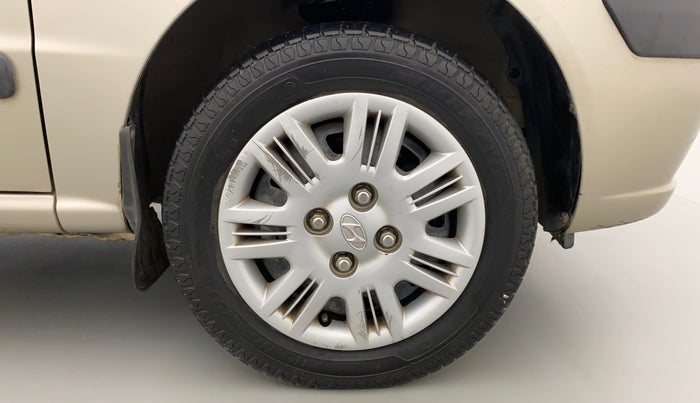 2011 Hyundai Santro Xing GLS, Petrol, Manual, 58,827 km, Right Front Wheel