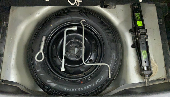 2015 Maruti Swift VXI D, Petrol, Manual, 36,671 km, Spare Tyre