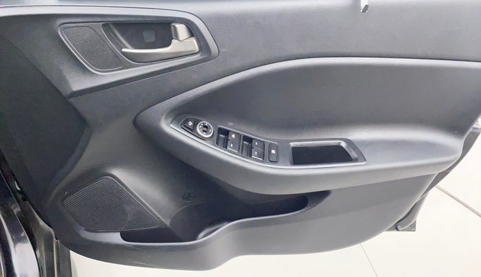 2017 Hyundai i20 Active 1.2 SX, Petrol, Manual, 51,072 km, Driver Side Door Panels Control