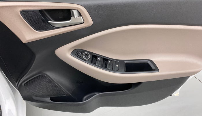 2020 Hyundai Elite i20 1.2 SPORTS PLUS VTVT, Petrol, Manual, 43,968 km, Driver Side Door Panels Control