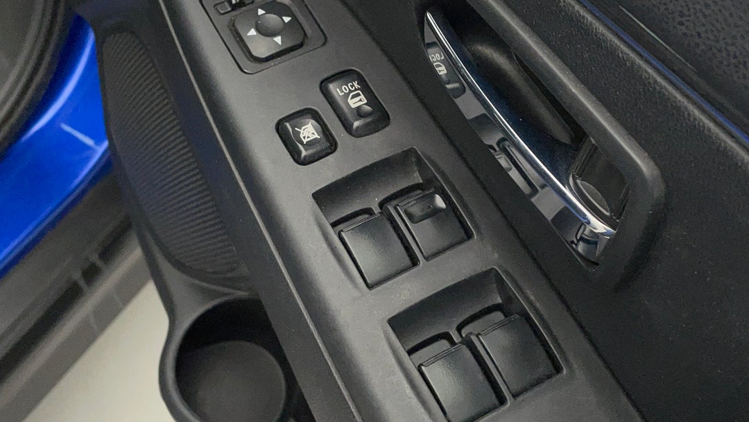 Drivers Side Door Panel Controls