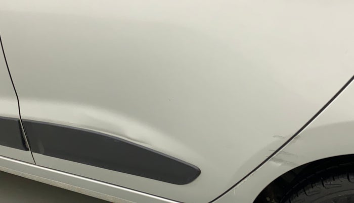 2017 Hyundai Grand i10 SPORTZ (O) 1.2 KAPPA VTVT, Petrol, Manual, 31,018 km, Rear left door - Minor scratches