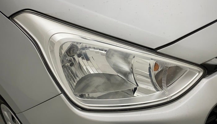 2017 Hyundai Grand i10 SPORTZ (O) 1.2 KAPPA VTVT, Petrol, Manual, 31,018 km, Right headlight - Minor scratches