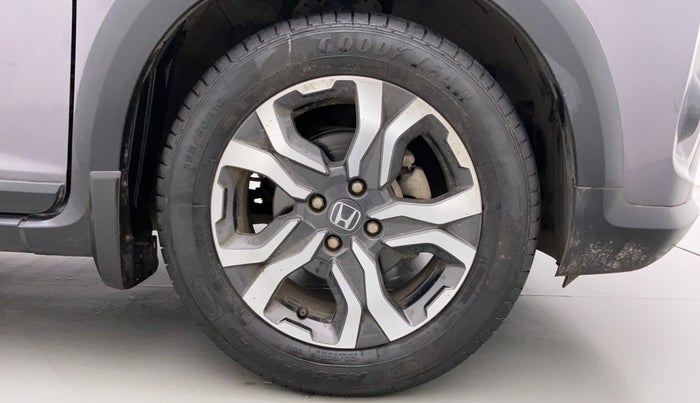 2018 Honda WR-V 1.2 i-VTEC VX MT, Petrol, Manual, 13,215 km, Right Front Wheel