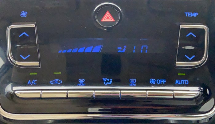 2018 Toyota YARIS V CVT, Petrol, Automatic, 59,938 km, Automatic Climate Control