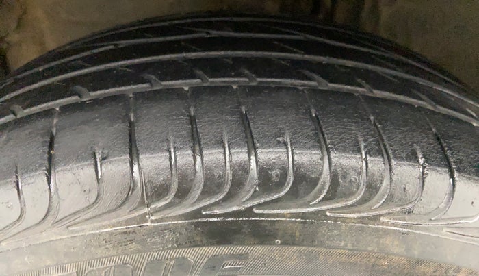 2018 Toyota YARIS V CVT, Petrol, Automatic, 59,938 km, Left Front Tyre Tread